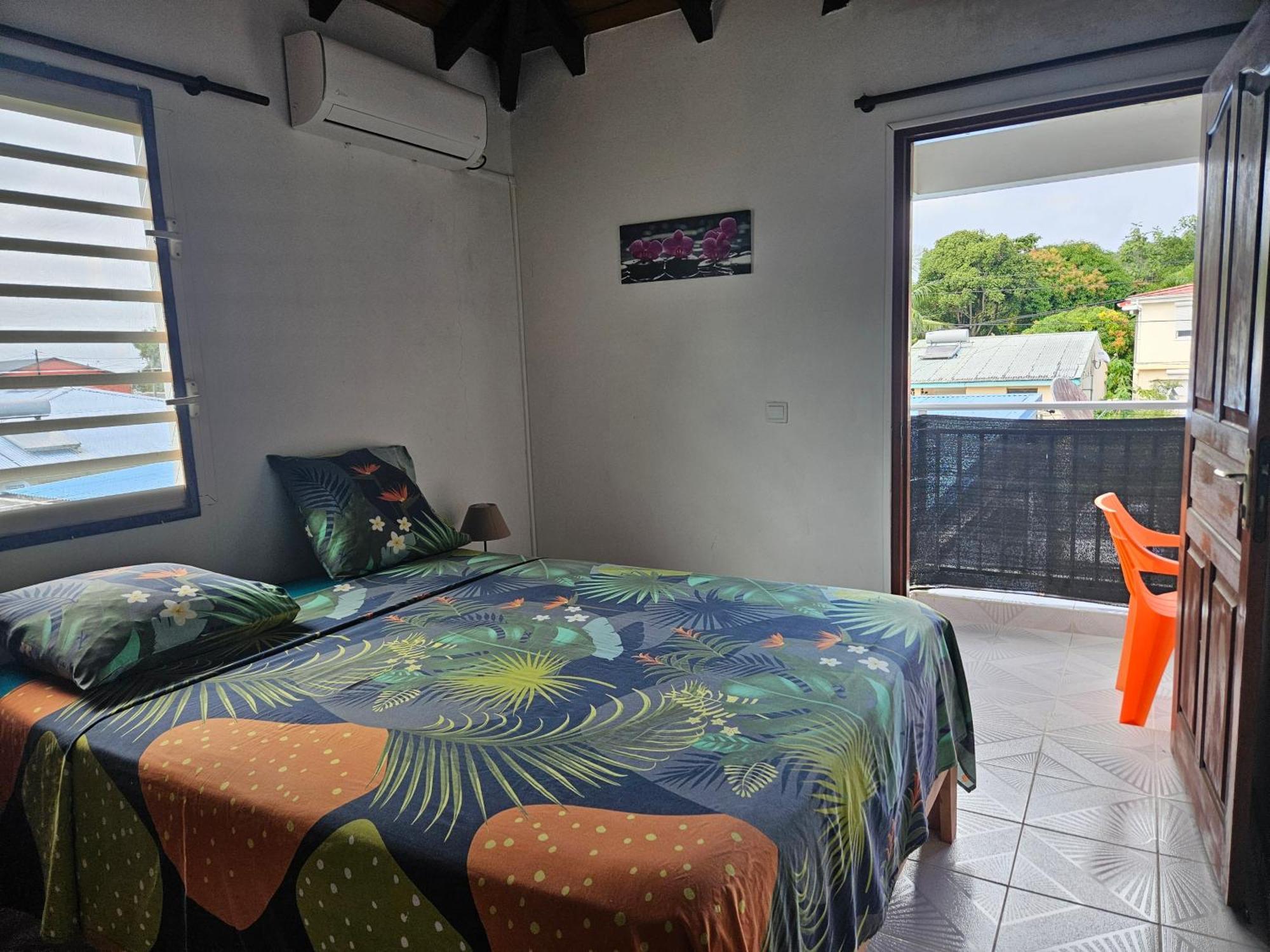 Duplex La Riviere Villa Deshaies Bagian luar foto